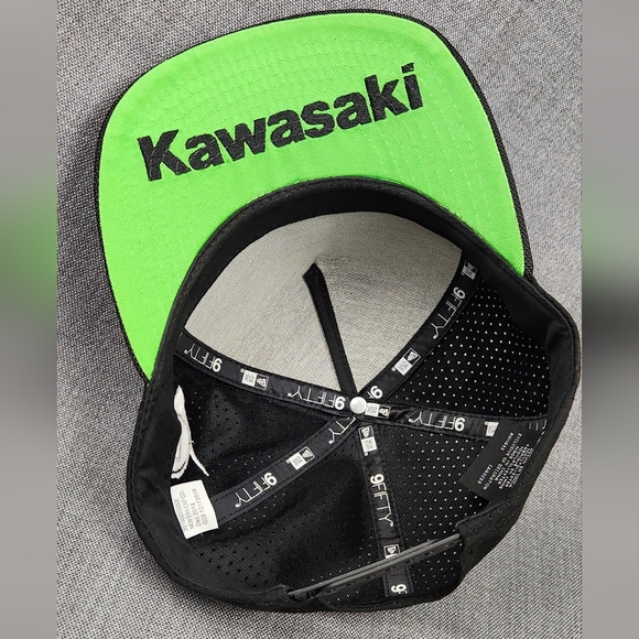 New Era × Monster × Kawasaki Racing Team Black Snap Back Hat - Picture 6 of 8